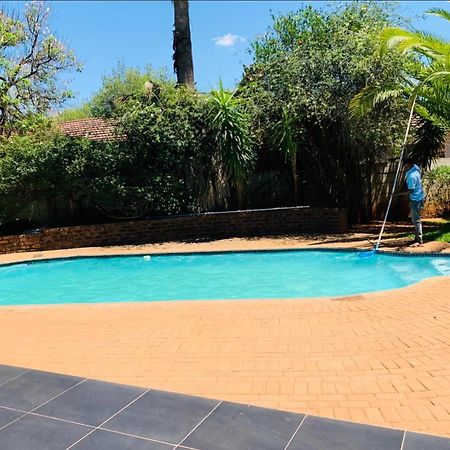 Reitz Guest House Mafikeng Ngoại thất bức ảnh